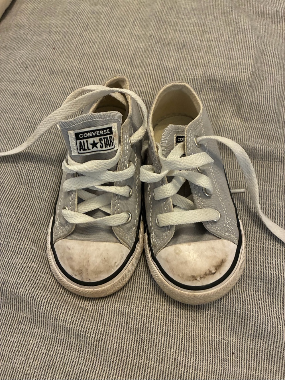 Converse Kids Low Top Sneakers in Light Gray and White